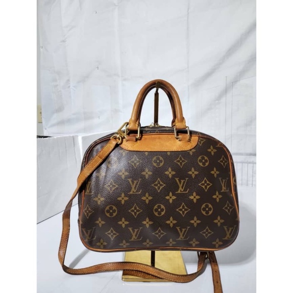 Authentic LOUIS VUITTON Monogram Canvas Trouville Bag Brown - Picture 4 of 15